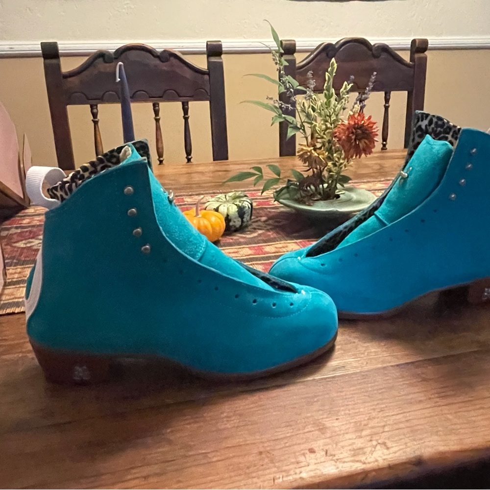 Brand new moxi jade jack boots